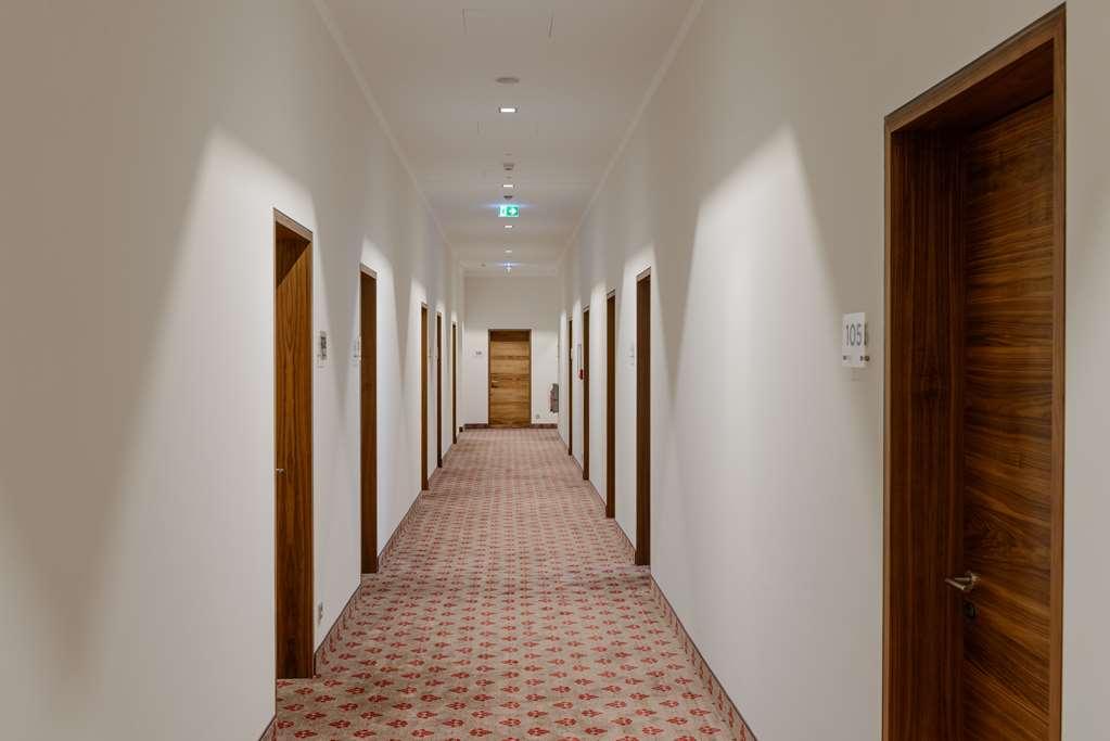 Amedia Plaza Hotel