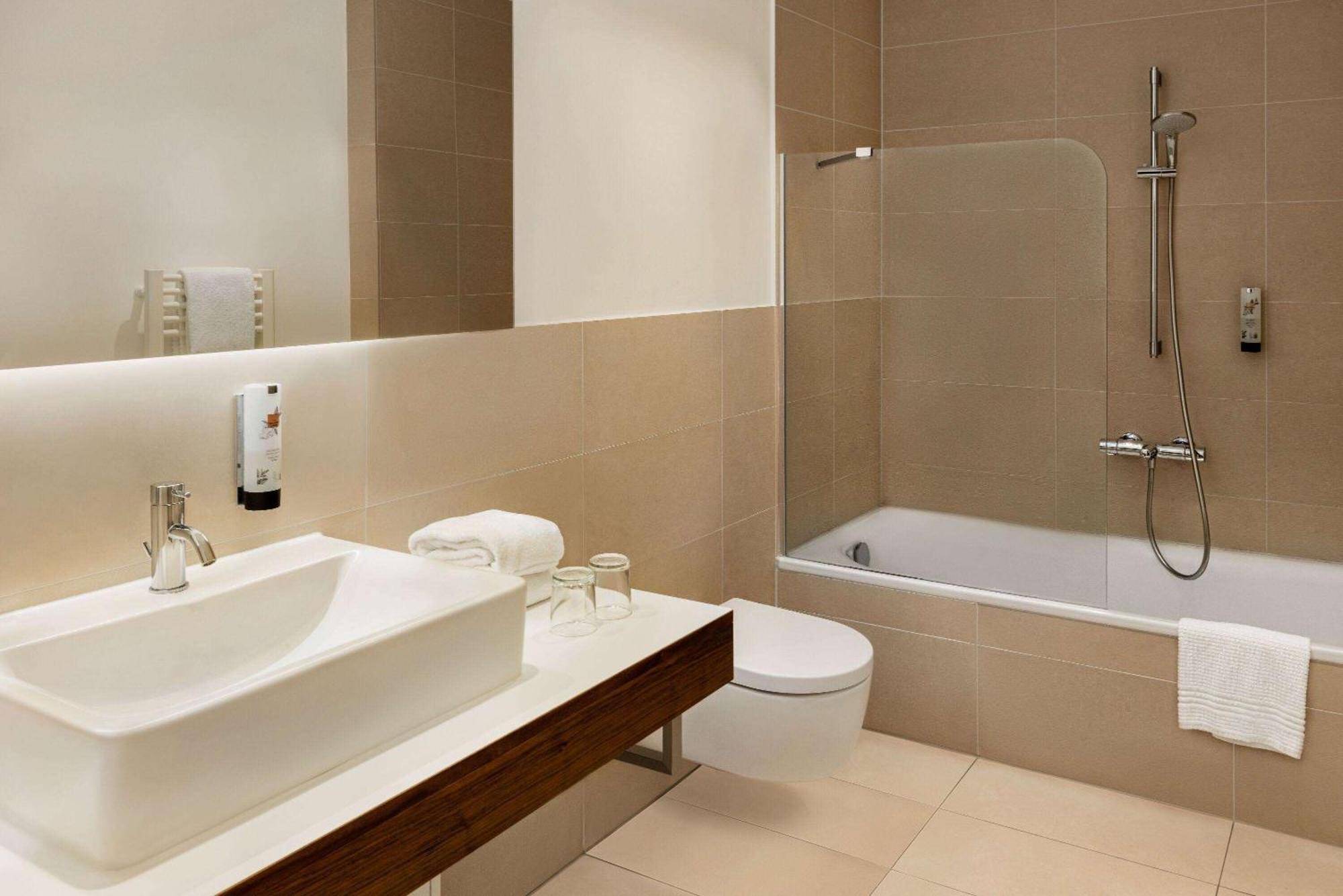 Hotel Amedia Plaza 4*