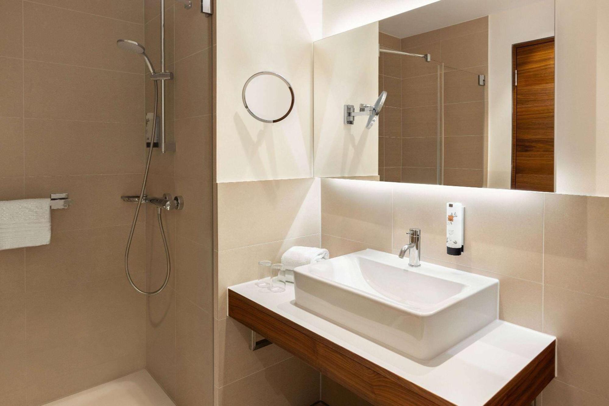 Hotel Amedia Plaza 4*